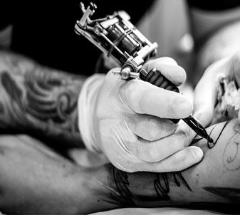 Восстановление татуировок на теле