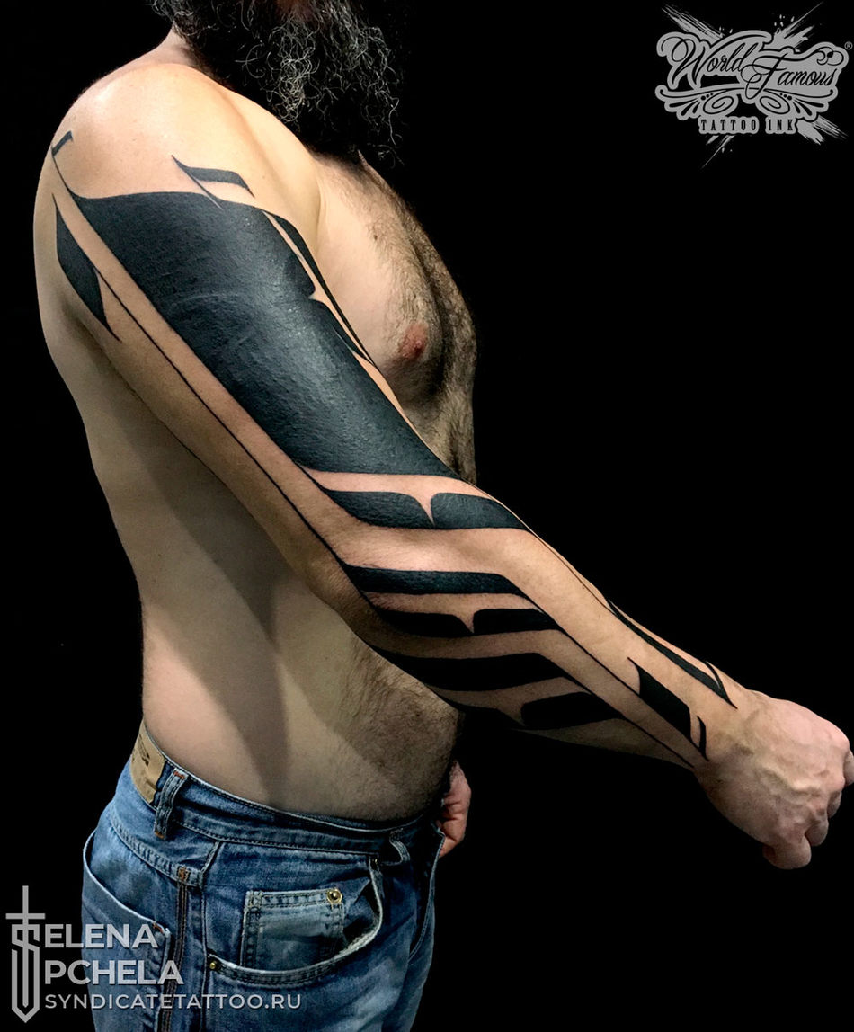 Сколько времени нужно, чтобы сделать черную татуировку в Краснодаре?